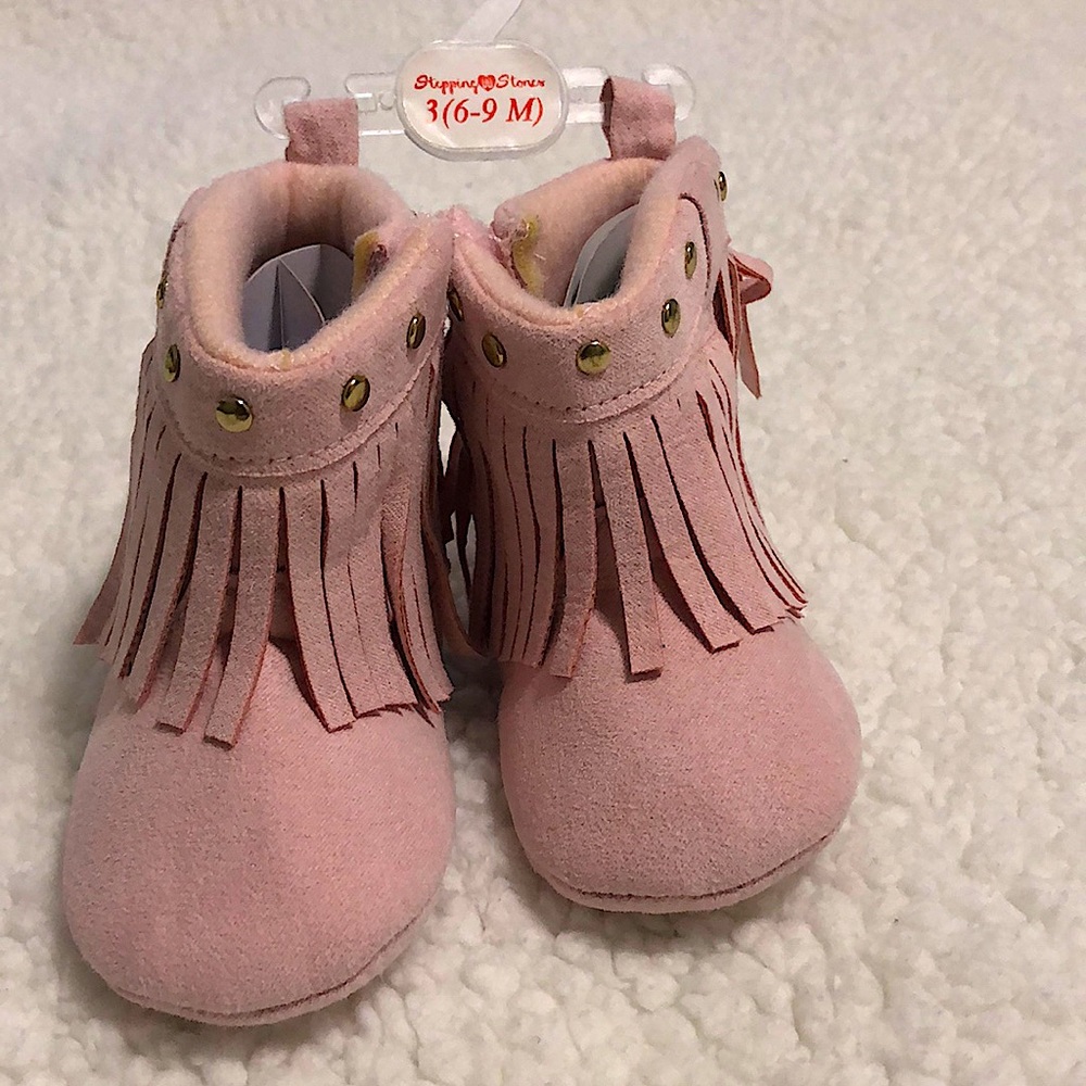 Stepping stones baby boots size 3(6-9m)